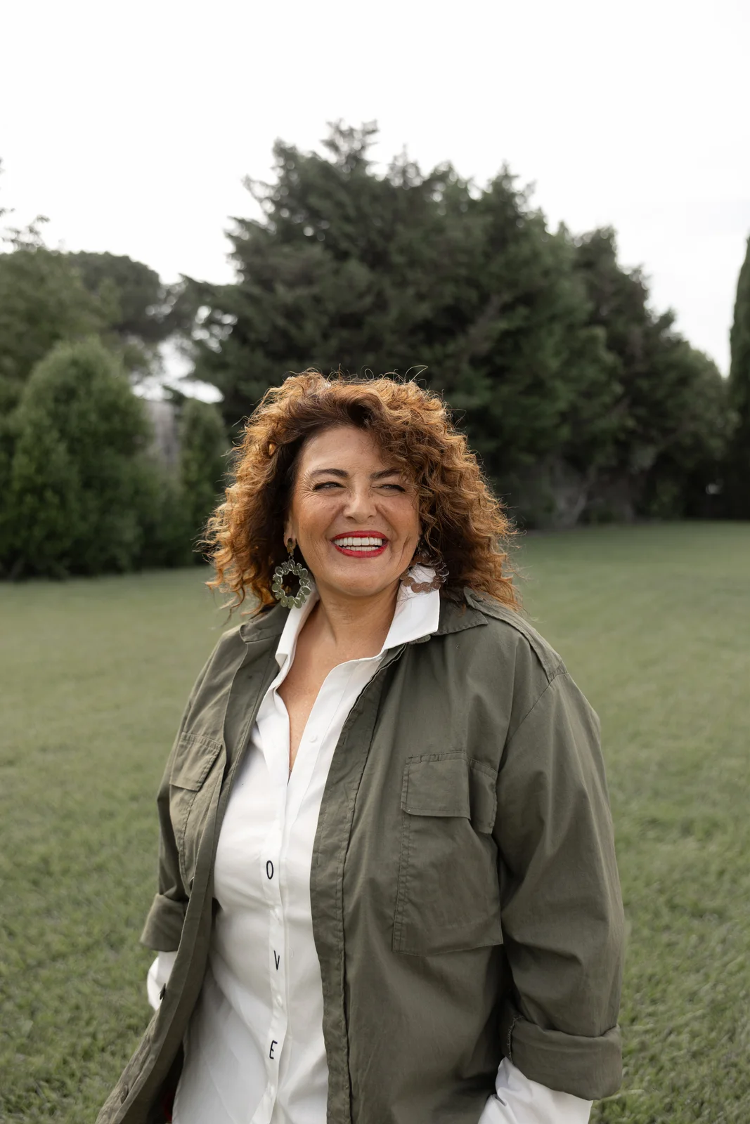 Portrait of wedding planner Viviana Verzi Reatti outdoors