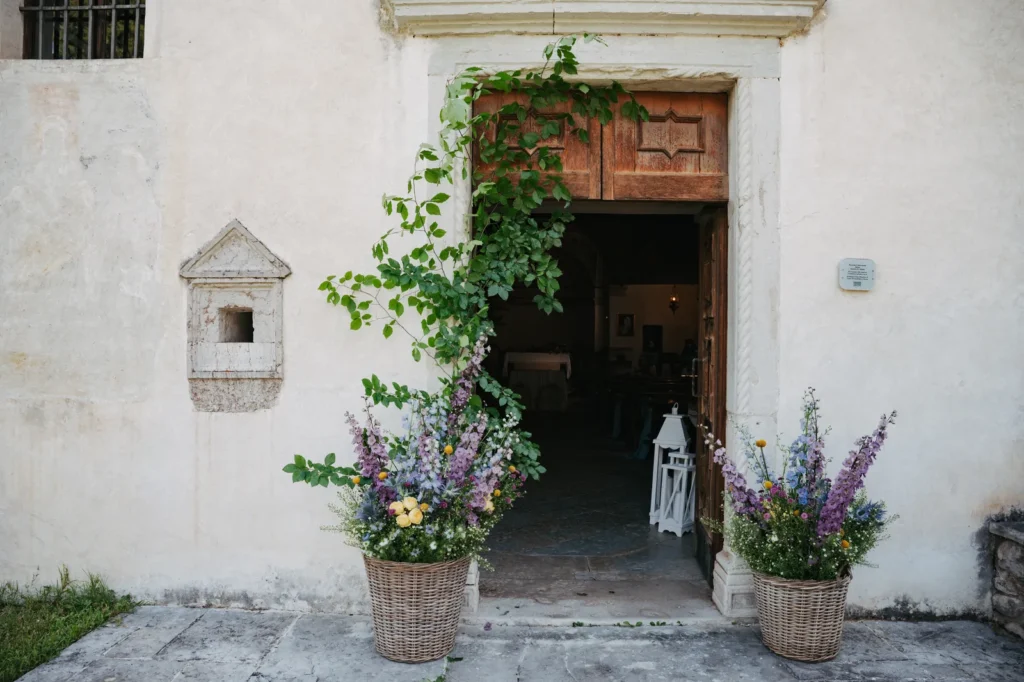 Martina and Mauro's wedding at the church of San Mamante