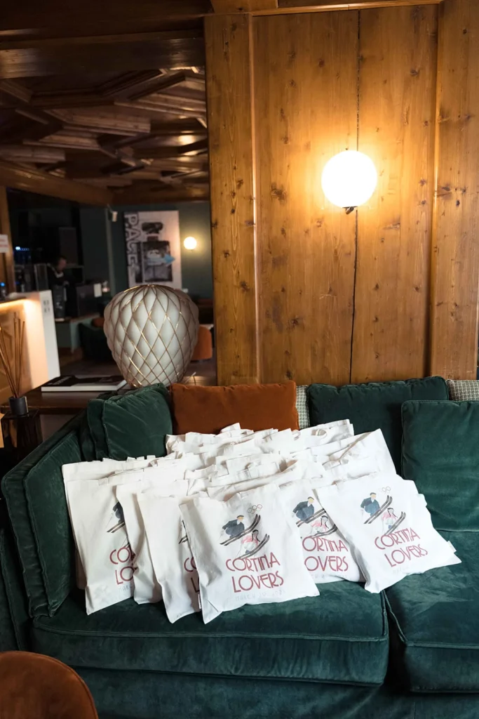 Welcome bags for wedding guests in Cortina d'Ampezzo